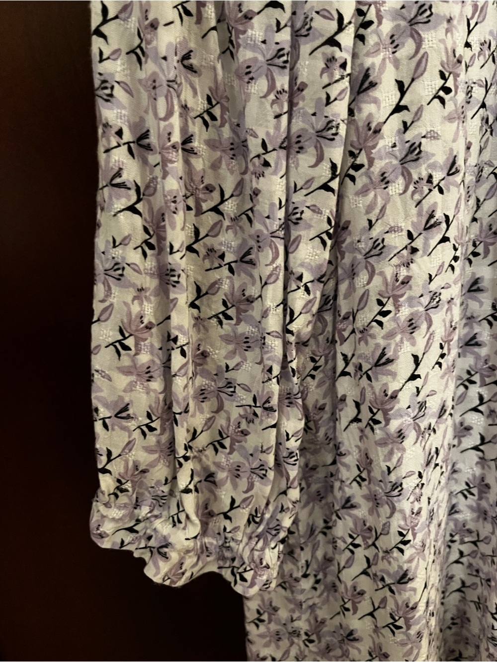 Jane and Delancey White Purple Lavender Floral Smocked Long Sleeve Blouse 2X - Picture 3 of 7